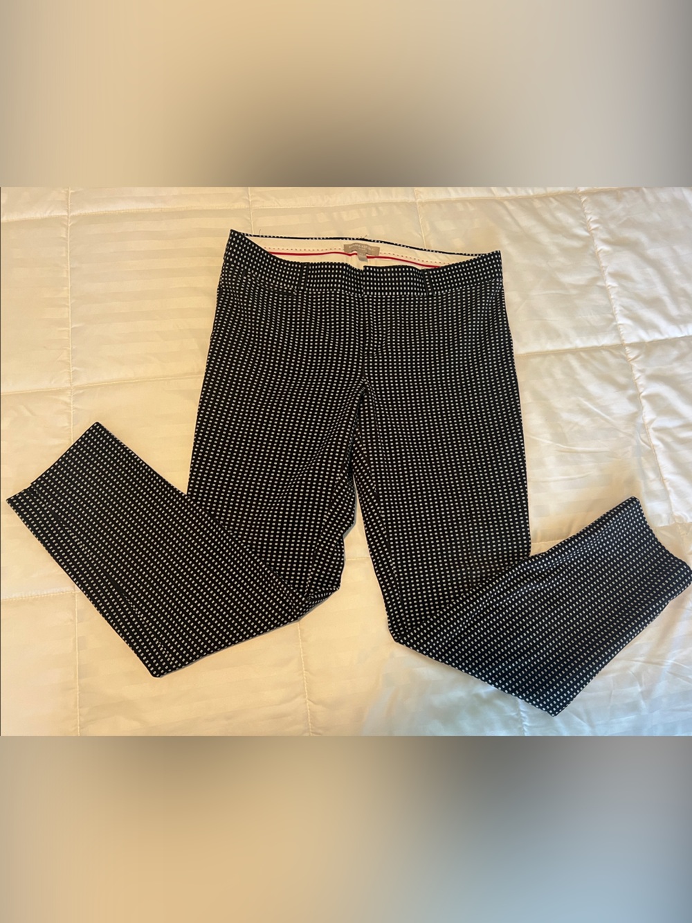 Banana Republic Sloan ankle with White square Print